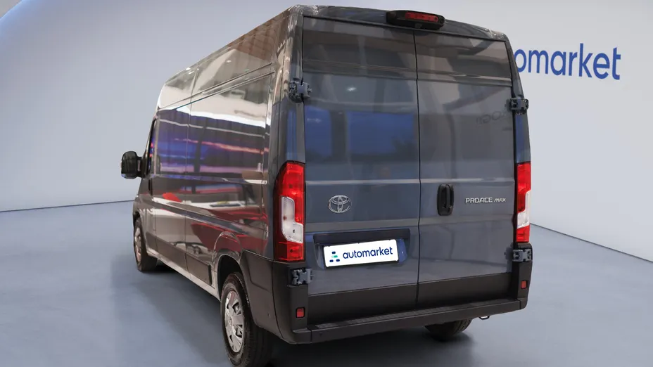 TOYOTA Proace Max Proace Max Heavy 2.2 D-4D L3H2 Comfort aut