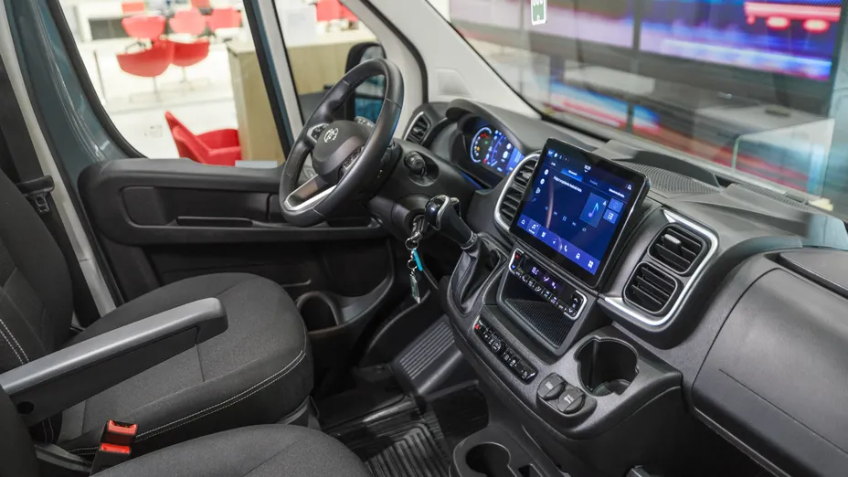 TOYOTA Proace Max Proace Max Heavy 2.2 D-4D L3H2 Comfort aut