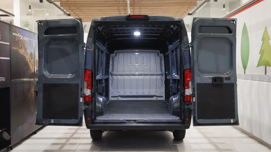 TOYOTA Proace Max Proace Max Heavy 2.2 D-4D L3H2 Comfort aut