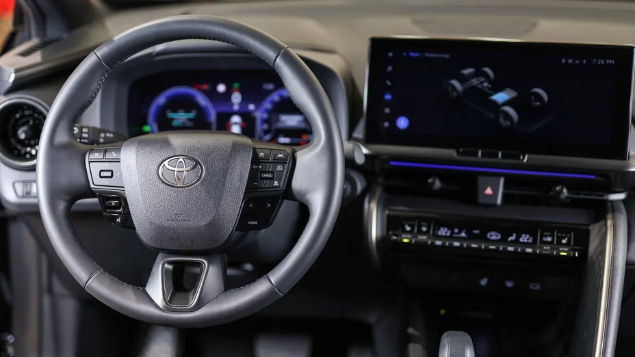 TOYOTA C-HR C-HR 2.0 Hybrid Dynamic Force Executive