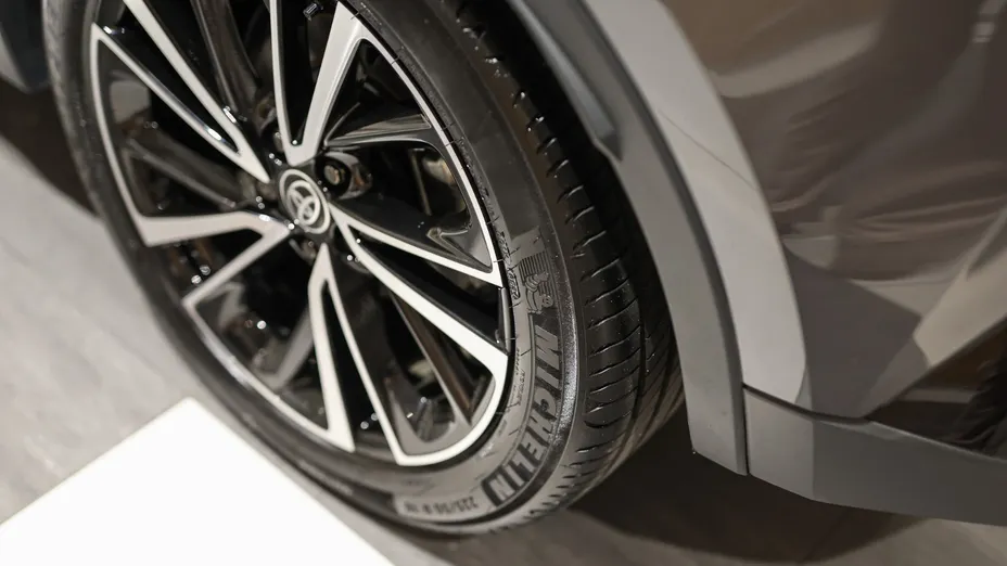 TOYOTA C-HR C-HR 2.0 Hybrid Dynamic Force Executive