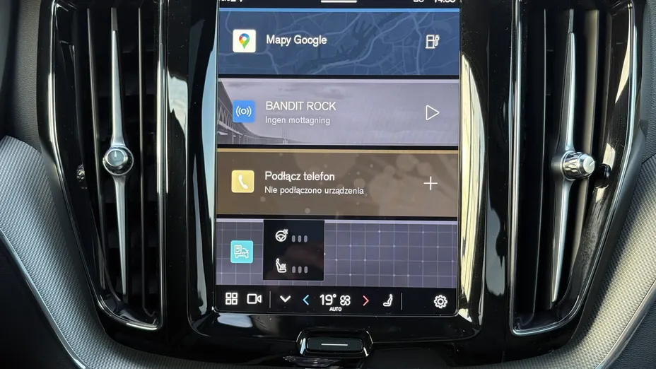 VOLVO XC60 XC60 T8 Plug-In Hybrid AWD Ultra Black Edition aut