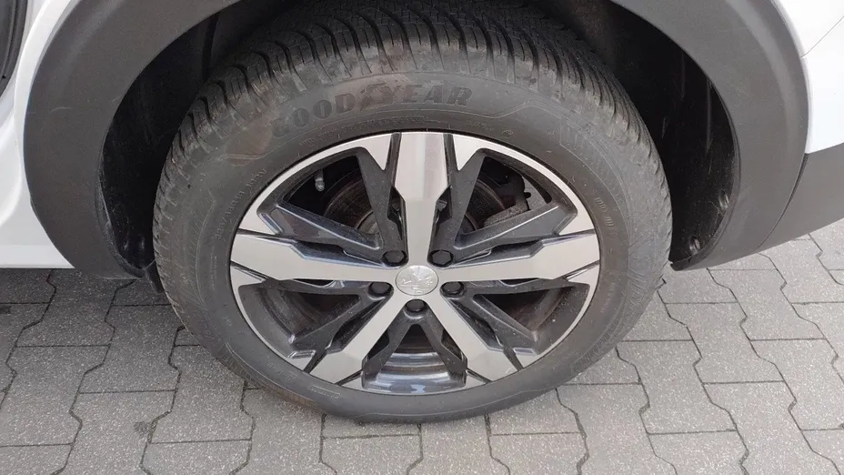 PEUGEOT 5008 5008 1.5 BlueHDi GT S&S EAT8