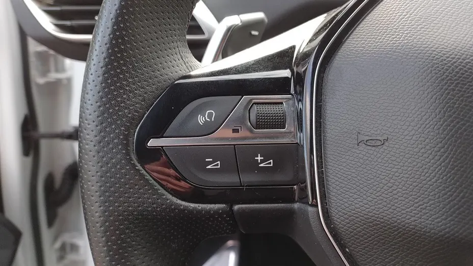 PEUGEOT 5008 5008 1.5 BlueHDi GT S&S EAT8