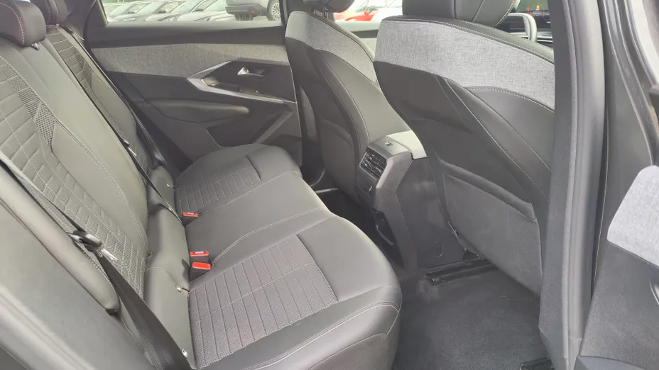 PEUGEOT 3008 3008 1.2 PureTech mHEV Allure e-DCS6