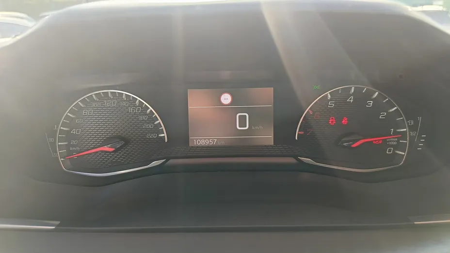 PEUGEOT 2008 2008 1.5 BlueHDi Active Pack S&S