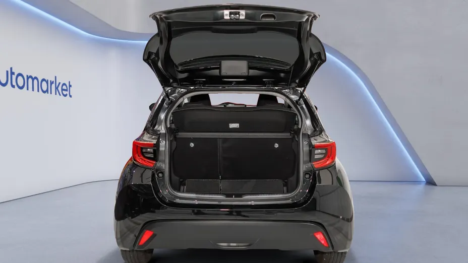 TOYOTA Yaris Yaris Hybrid 1.5 Style