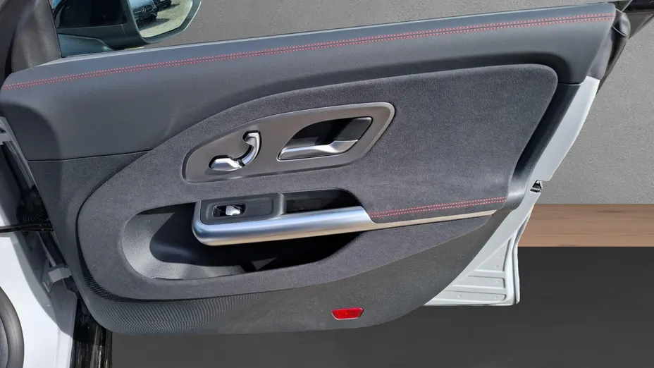 MERCEDES-BENZ CLA CLA 200 mHEV 8G-DCT