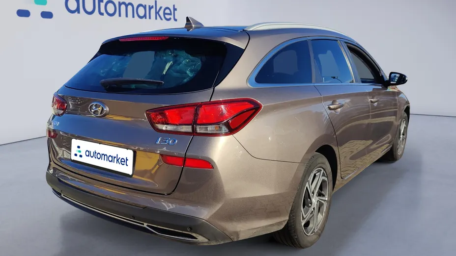 HYUNDAI i30 i30 1.5 DPI Comfort