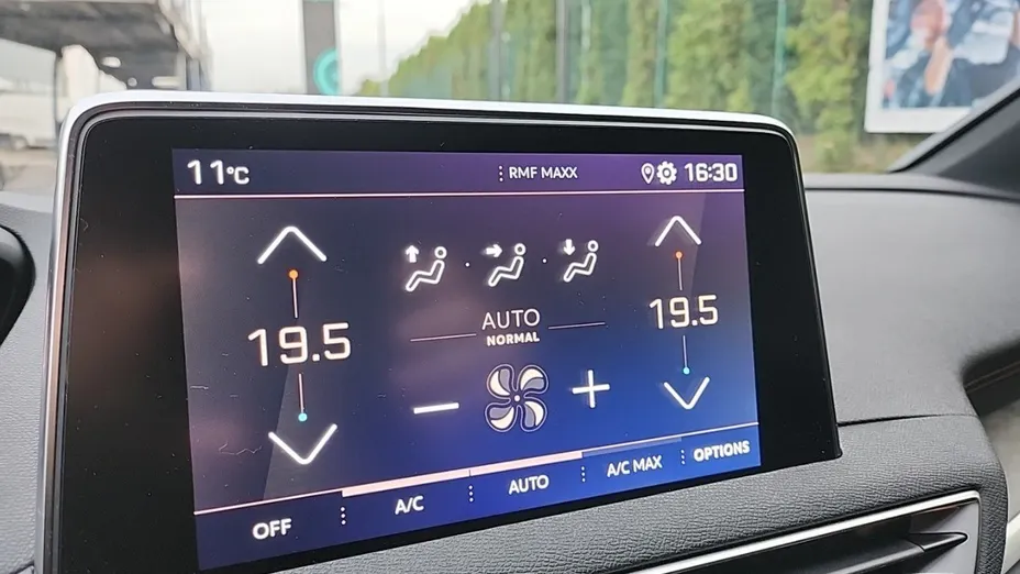 PEUGEOT 3008 3008 1.2 PureTech GT S&S EAT8