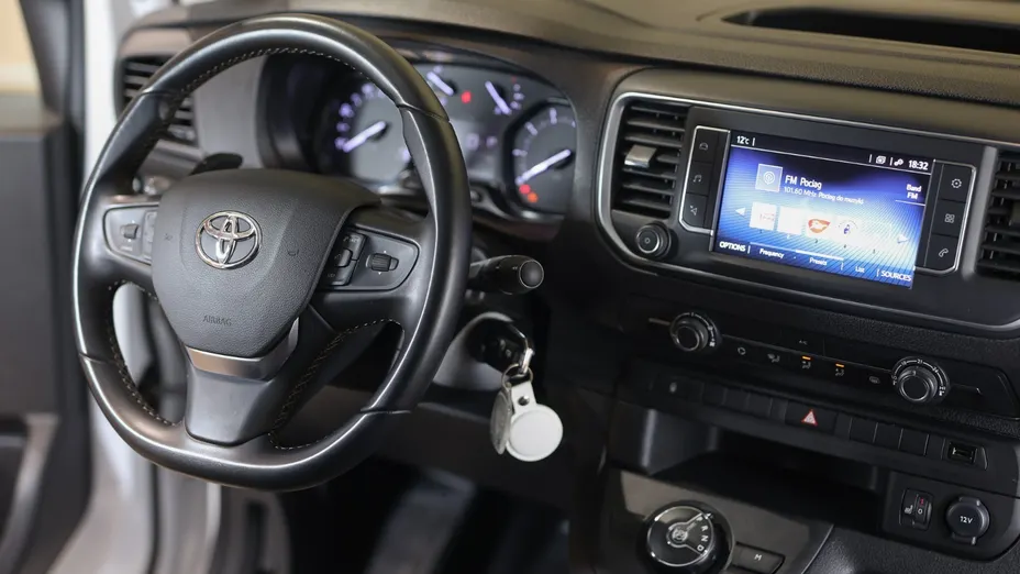 TOYOTA Proace Proace 2.0 D-4D Long 3,0t (bryg.)