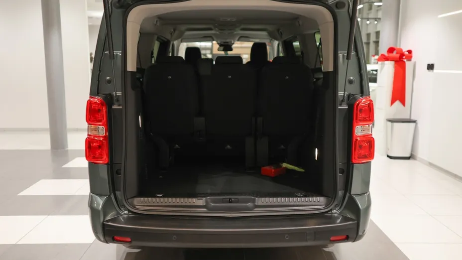 TOYOTA Proace Verso Proace Verso 2.0 D4-D Long Family aut