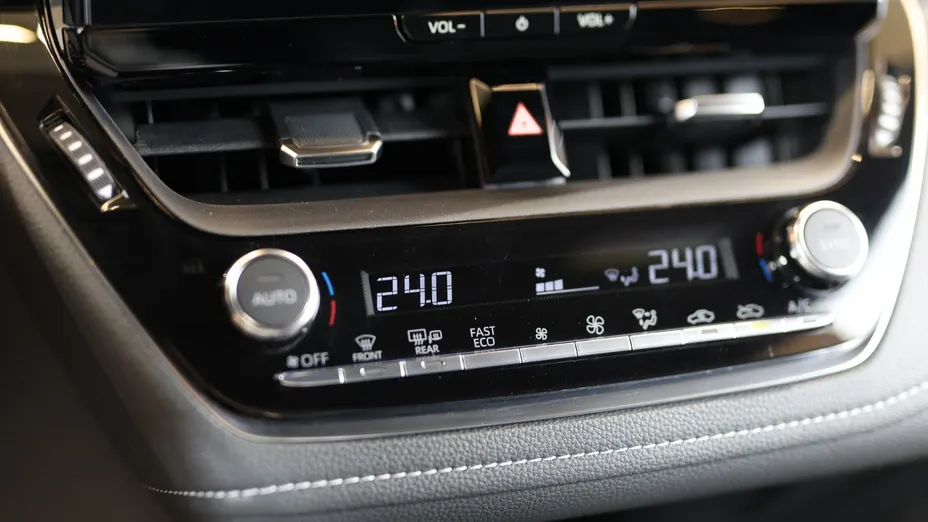 TOYOTA Corolla Corolla 1.8 Hybrid Style