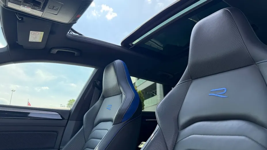 VOLKSWAGEN Arteon Arteon 2.0 TSI 4Motion R DSG
