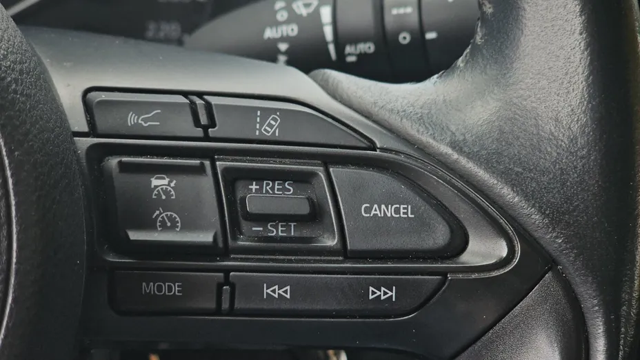 TOYOTA Yaris Yaris Hybrid 1.5 Comfort