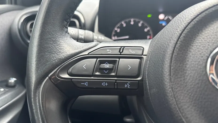 TOYOTA Yaris Yaris 1.5 Comfort