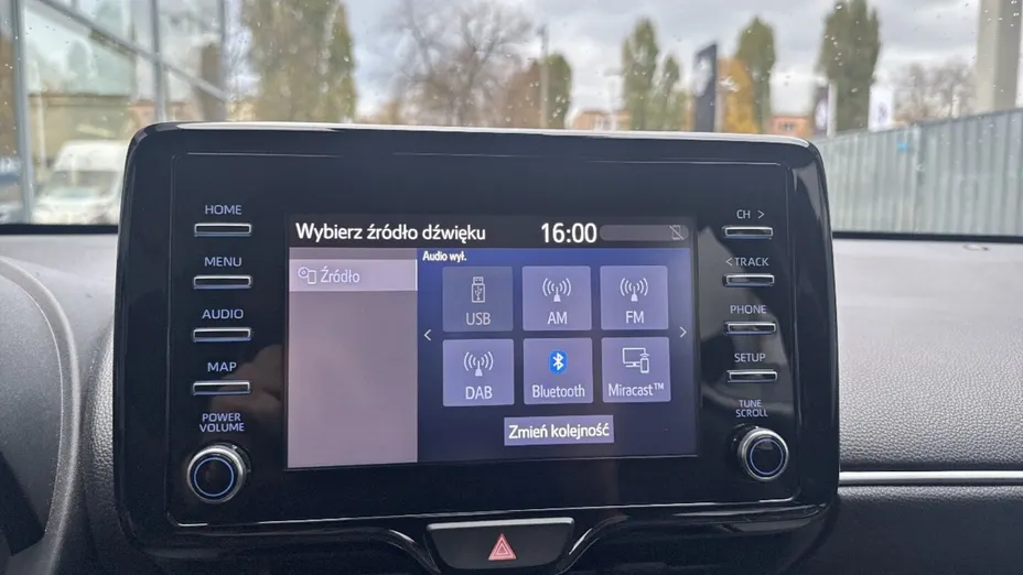 TOYOTA Yaris Yaris 1.5 Comfort