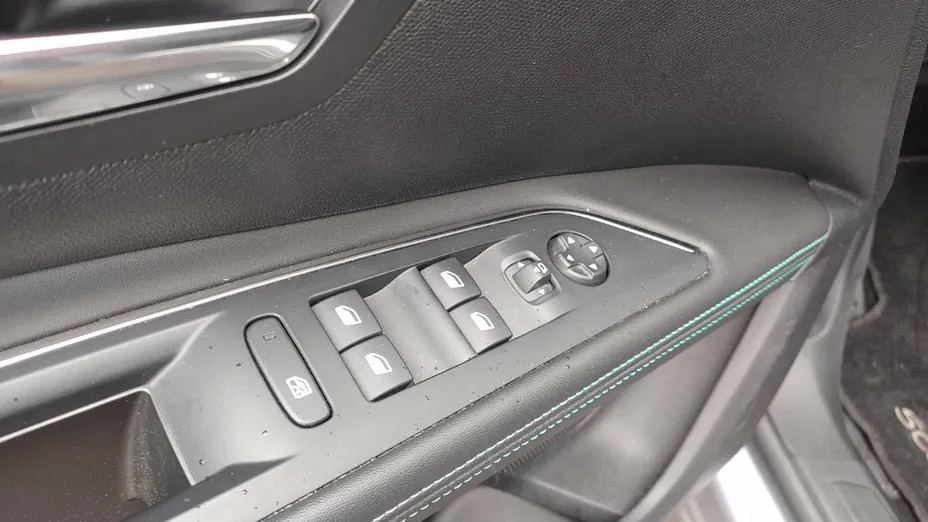 PEUGEOT 5008 5008 1.5 BlueHDi Allure Pack S&S EAT8