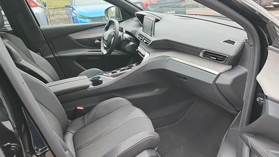 PEUGEOT 5008 5008 1.6 PureTech GT S&S EAT8