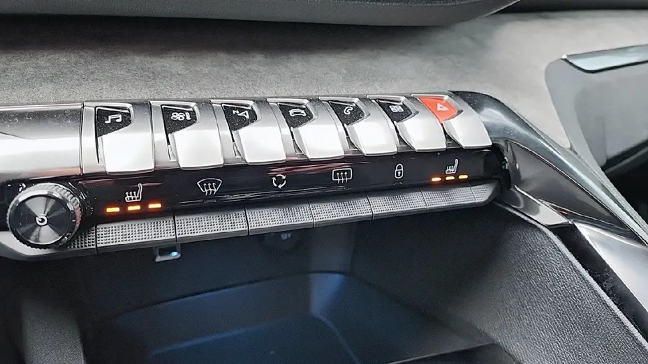 PEUGEOT 5008 5008 1.6 PureTech GT S&S EAT8