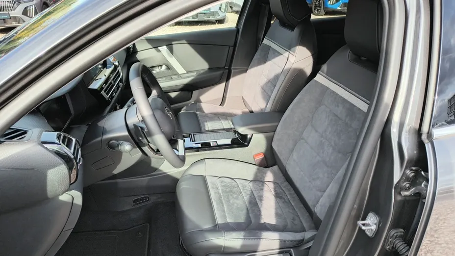 CITROEN C4 X C4 X 1.2 mHEV Max eDCT6