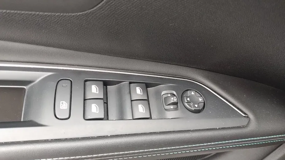 PEUGEOT 5008 5008 1.5 BlueHDi Allure Pack S&S EAT8