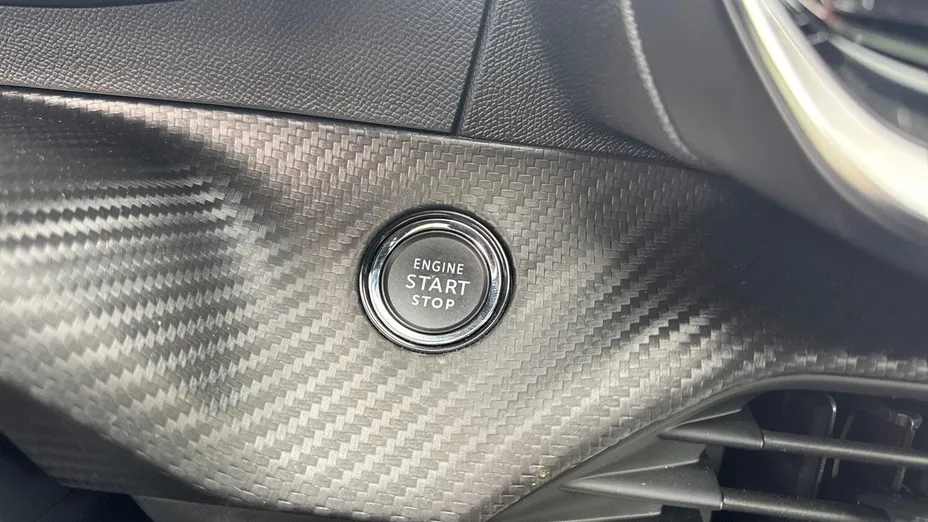 PEUGEOT 2008 2008 1.2 PureTech GT S&S EAT8