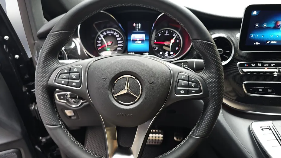 MERCEDES-BENZ V Klasa V 250 d 4-Matic Avantgarde 9G-Tronic (długi)