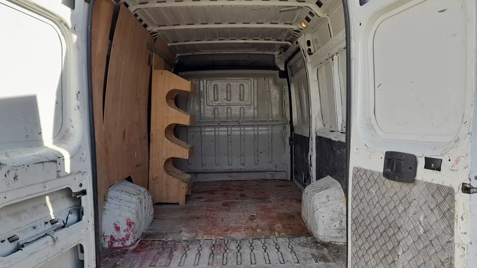 PEUGEOT Boxer Boxer 333 BlueHDi L2H2 Pro