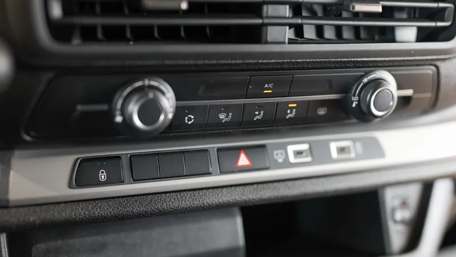 TOYOTA Proace Verso Proace Verso 2.0 D4-D Long Business