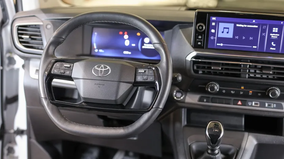 TOYOTA Proace Verso Proace Verso 2.0 D4-D Long Business