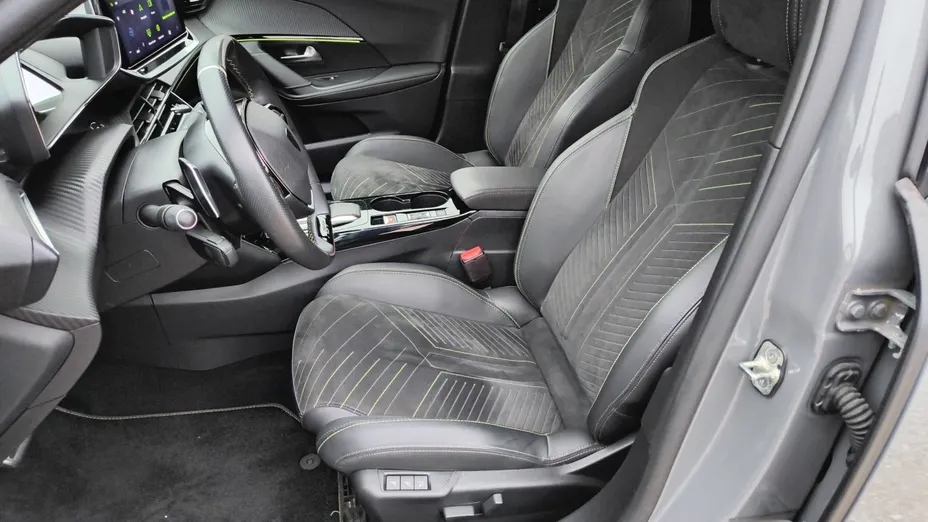 PEUGEOT 2008 2008 1.2 PureTech Allure S&S EAT8