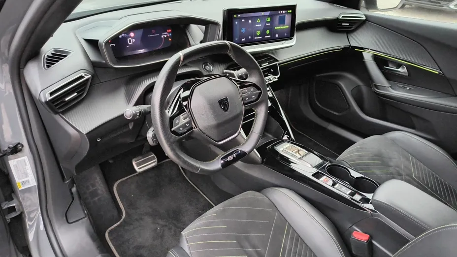 PEUGEOT 2008 2008 1.2 PureTech Allure S&S EAT8