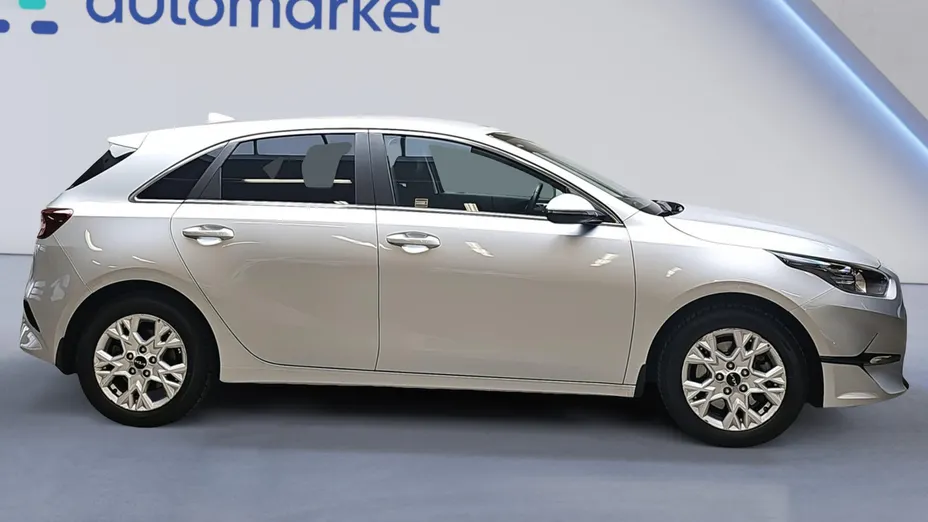 KIA Cee'd Ceed 1.5 T-GDI L