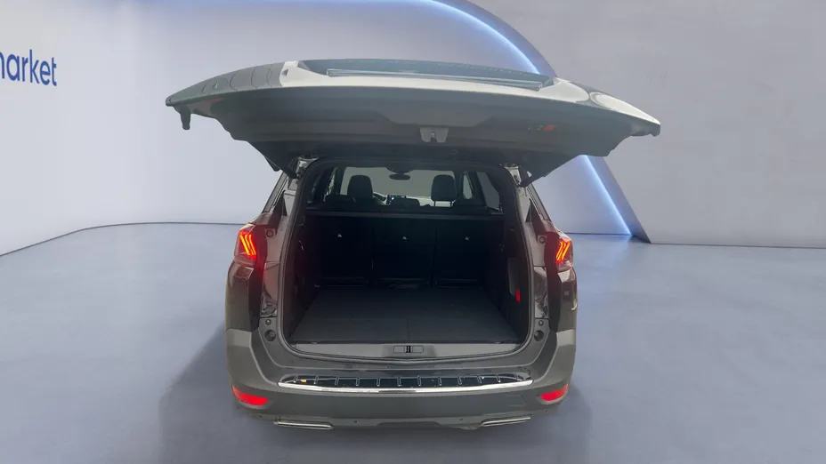 PEUGEOT 5008 5008 1.5 BlueHDi GT S&S EAT8