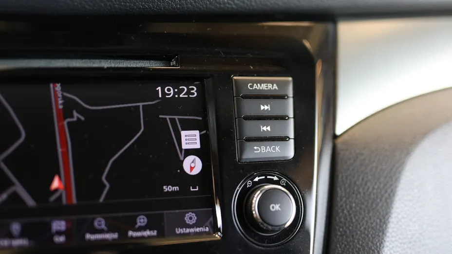 NISSAN Qashqai Qashqai 1.3 DIG-T N-Connecta DCT