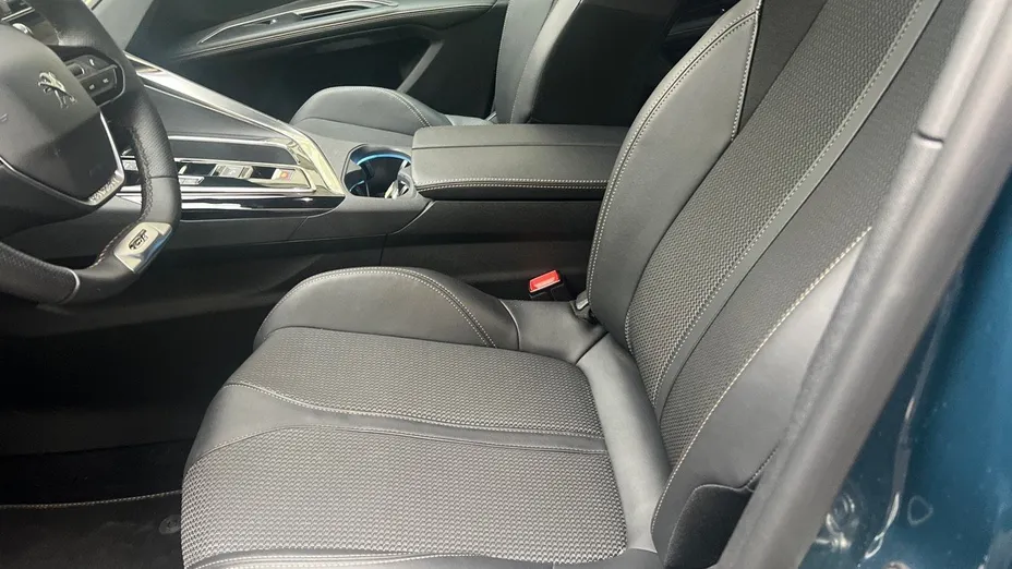 PEUGEOT 5008 5008 1.5 BlueHDi GT S&S EAT8