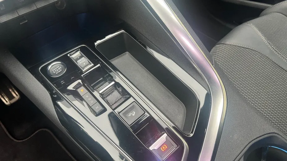 PEUGEOT 5008 5008 1.5 BlueHDi GT S&S EAT8