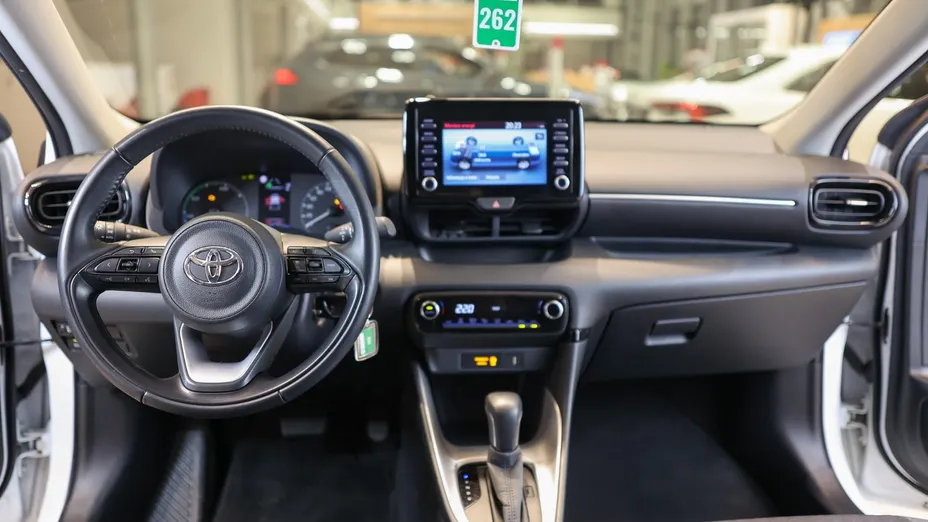 TOYOTA Yaris Yaris Hybrid 1.5 Comfort