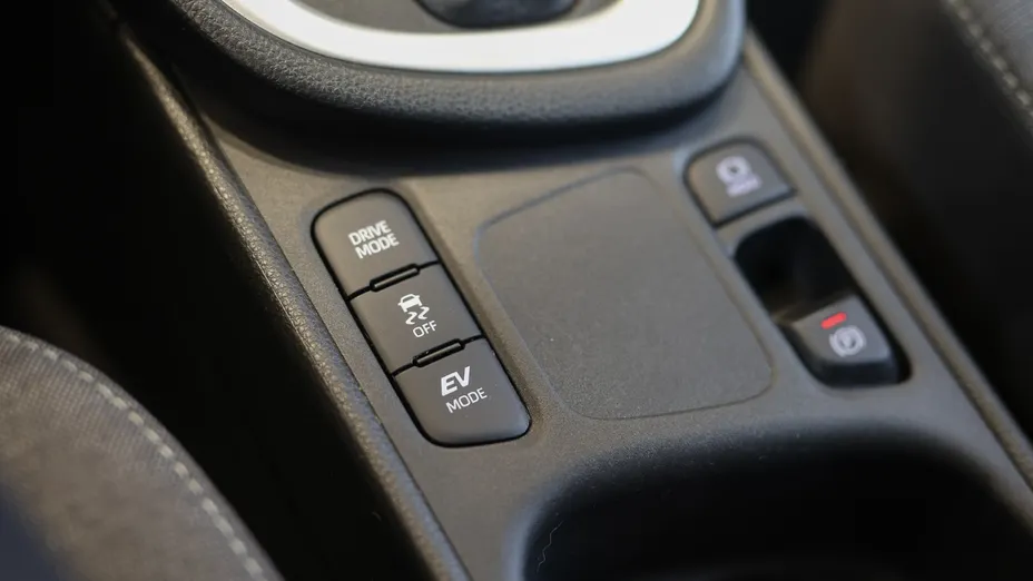 TOYOTA Yaris Yaris Hybrid 1.5 Comfort