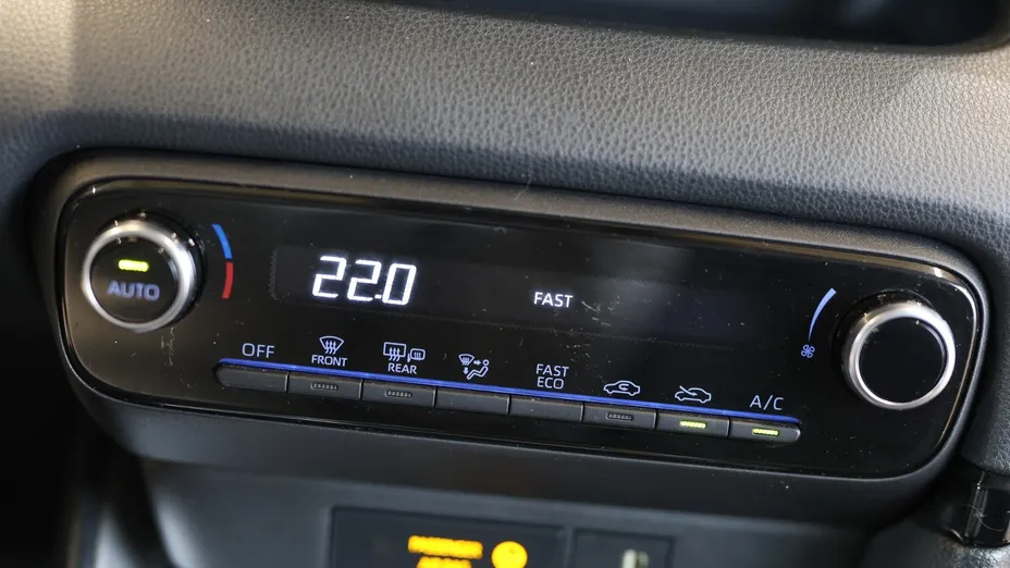 TOYOTA Yaris Yaris Hybrid 1.5 Comfort