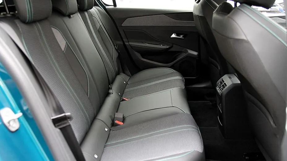 PEUGEOT 308 308 1.6 Hybrid PHEV Allure e-DCS7