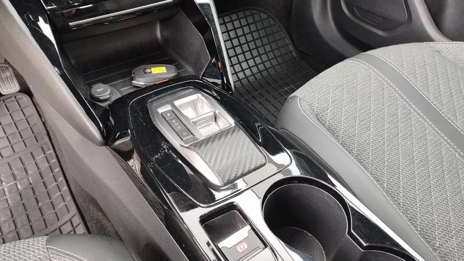 PEUGEOT 2008 2008 1.2 PureTech Allure S&S EAT8