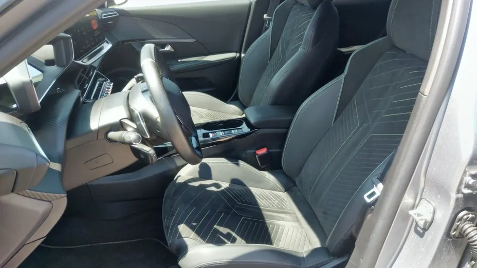 PEUGEOT 2008 2008 1.2 PureTech GT S&S EAT8