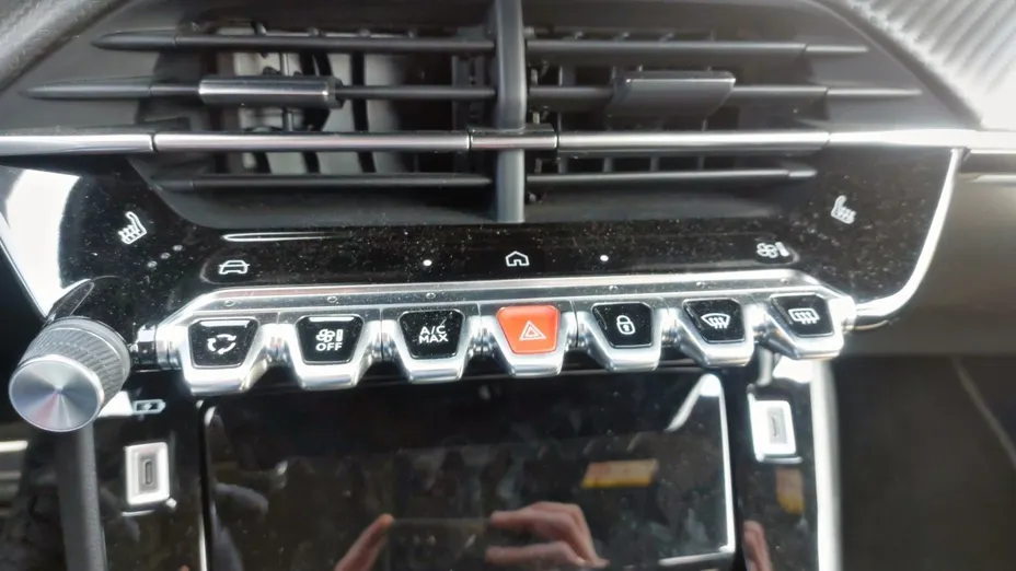 PEUGEOT 2008 2008 1.2 PureTech GT S&S EAT8