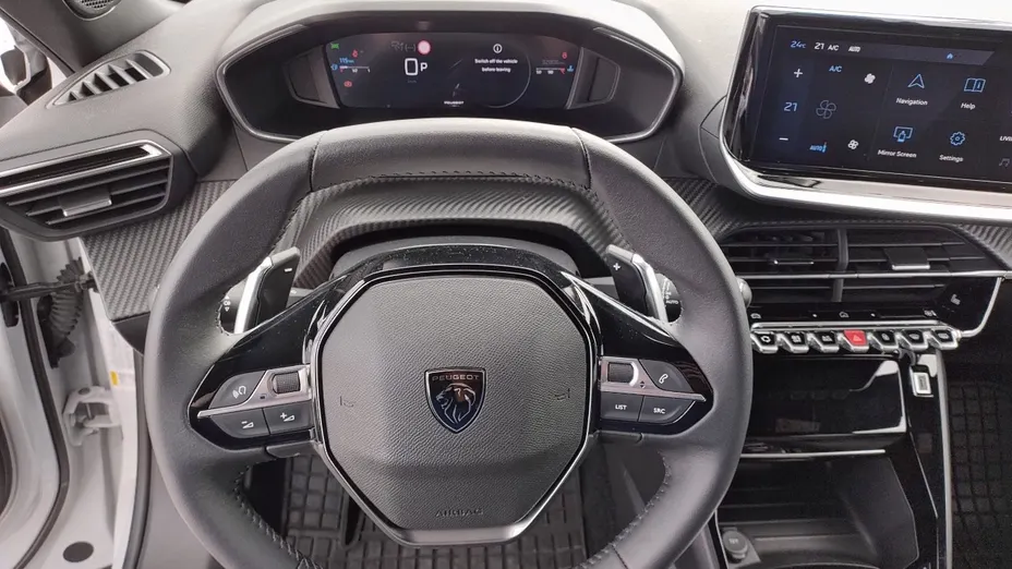 PEUGEOT 2008 2008 1.2 PureTech Allure S&S EAT8