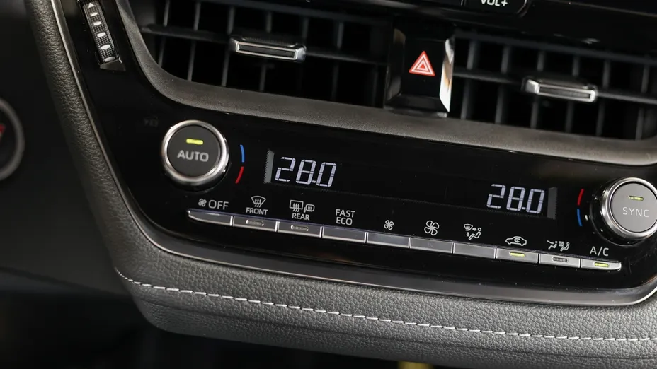 TOYOTA Corolla Corolla 1.8 Hybrid GR Sport