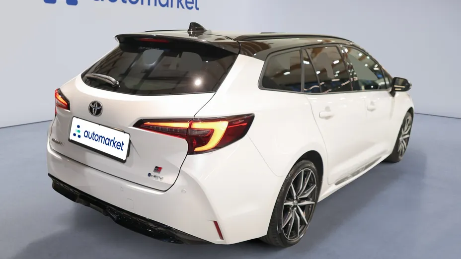 TOYOTA Corolla Corolla 1.8 Hybrid GR Sport
