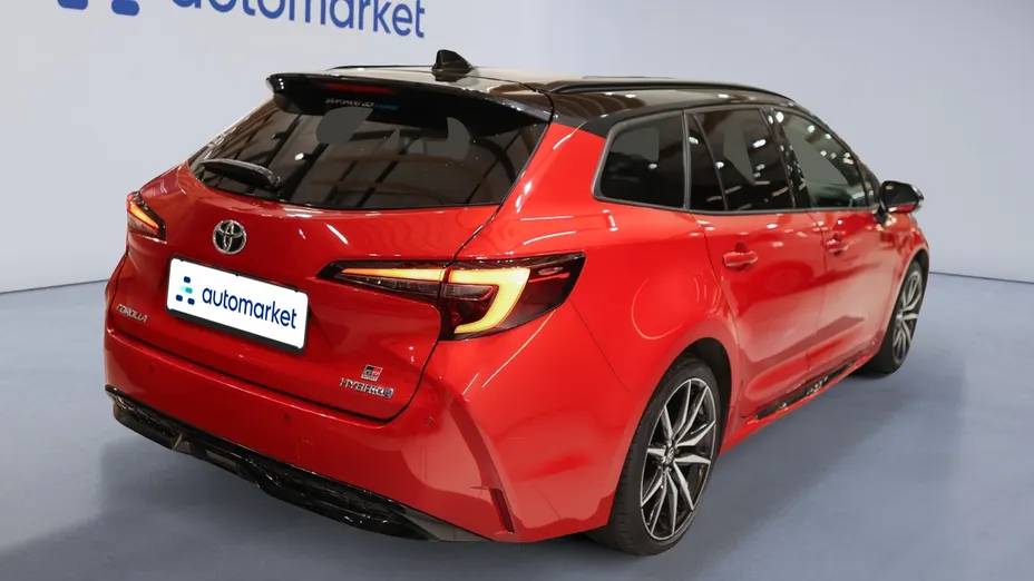 TOYOTA Corolla Corolla 2.0 Hybrid GR Sport Dynamic