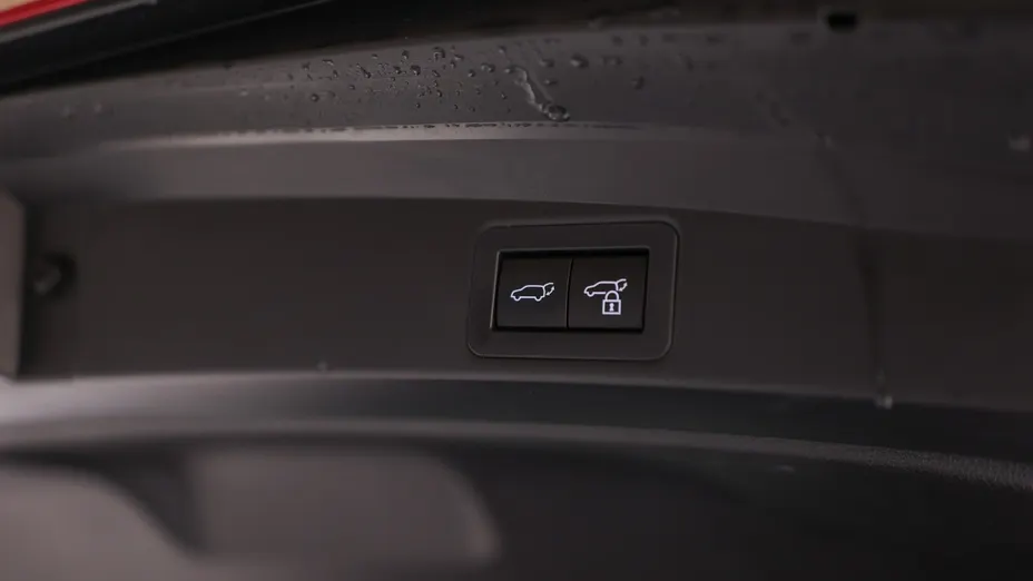 TOYOTA Corolla Corolla 2.0 Hybrid GR Sport Dynamic